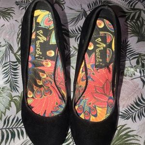 NEW MOCHI PLATFORM HEELS